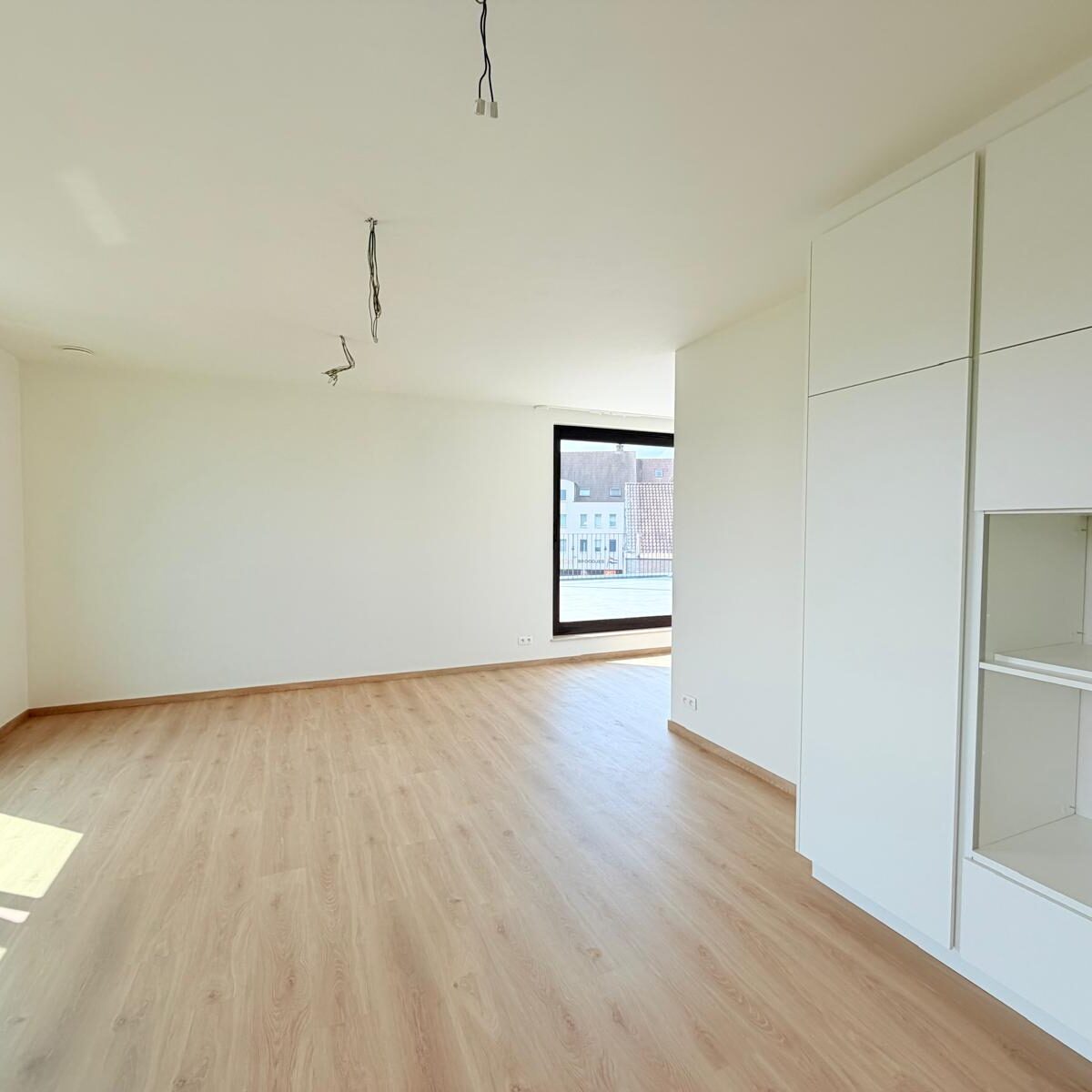 interieurafwerking Ravels badkamer gladgeschuurde wanden